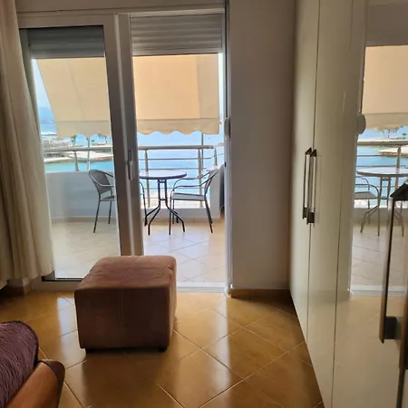 公寓 Chris Sea View Sarandë