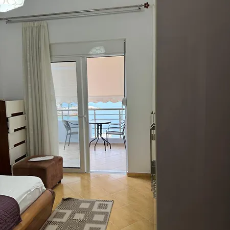 Appartamento Chris Sea View *